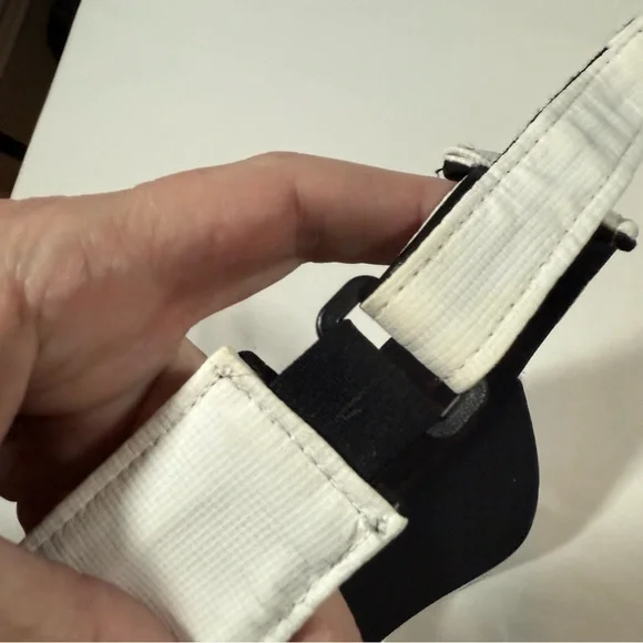 Adidas White Visor Hat - Picture 8 of 8